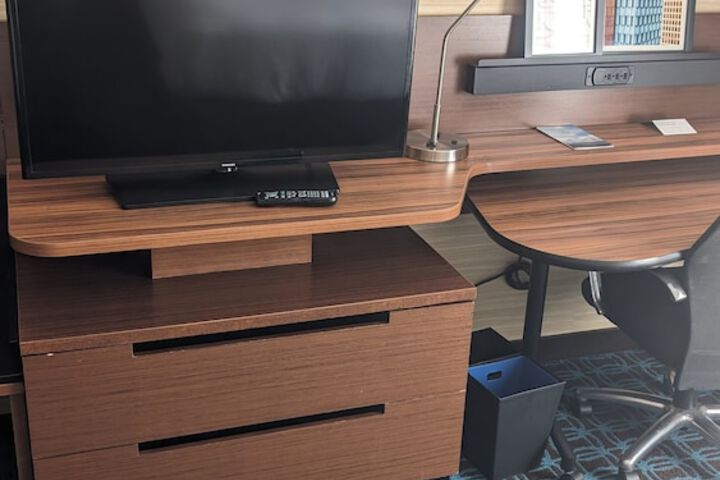 Room 35 of 47