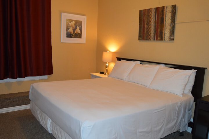 Room 11 of 35