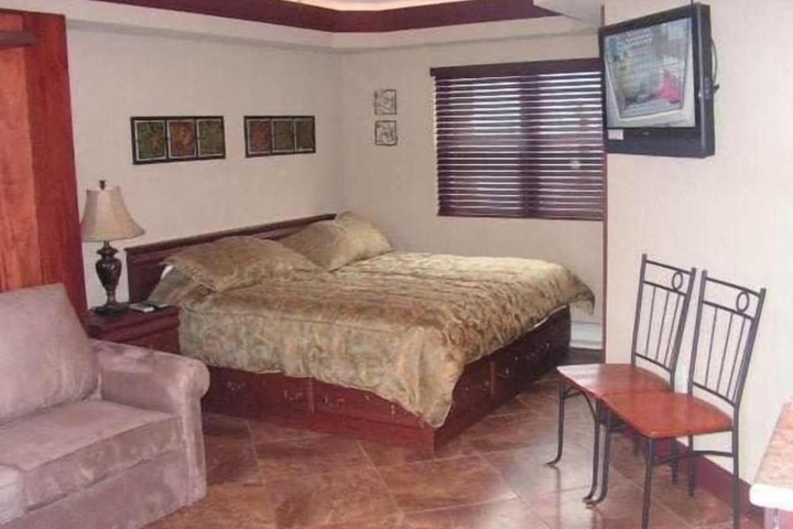 Room 19 of 43
