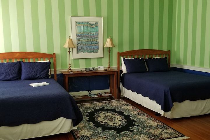 Room 10 of 41