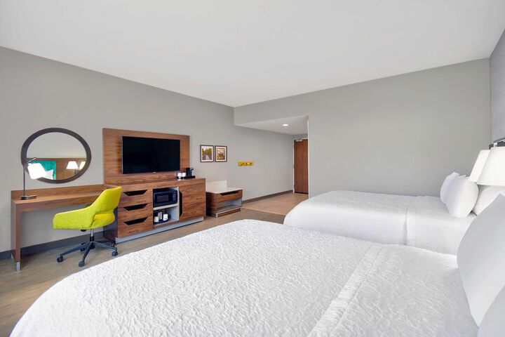 Room 17 of 39