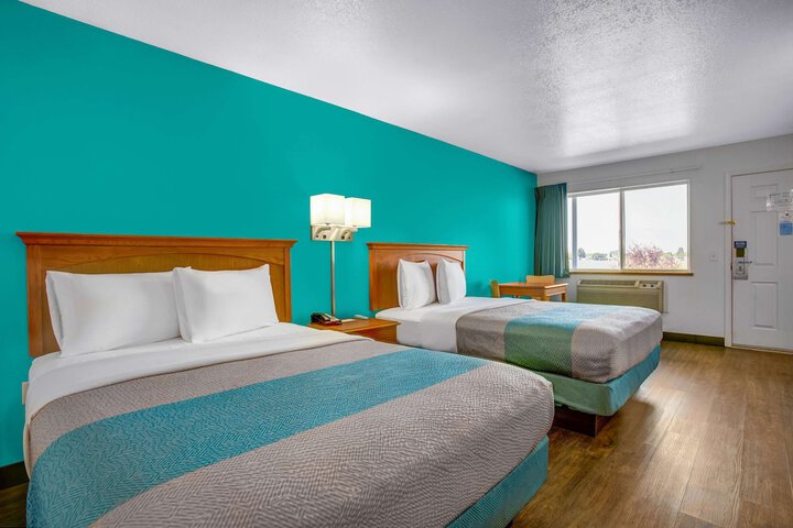 Motel 6 Baker City OR