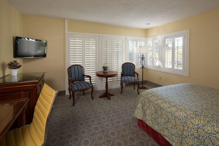 Room 14 of 23