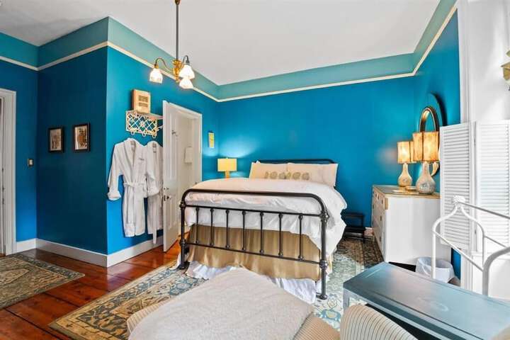 Room 21 of 40