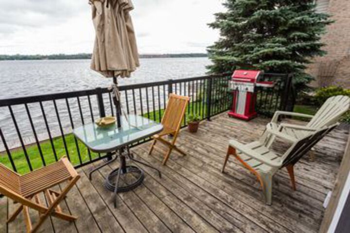 Shorehill Cottages on the Water