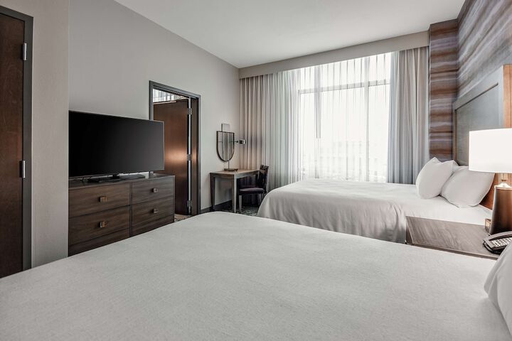 Room 25 of 57