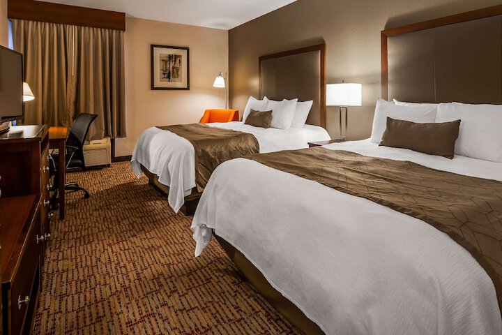 Best Western Plus Wichita West Airport Inn