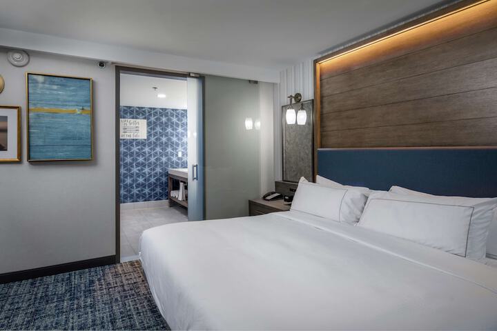 DoubleTree by Hilton Hot Springs