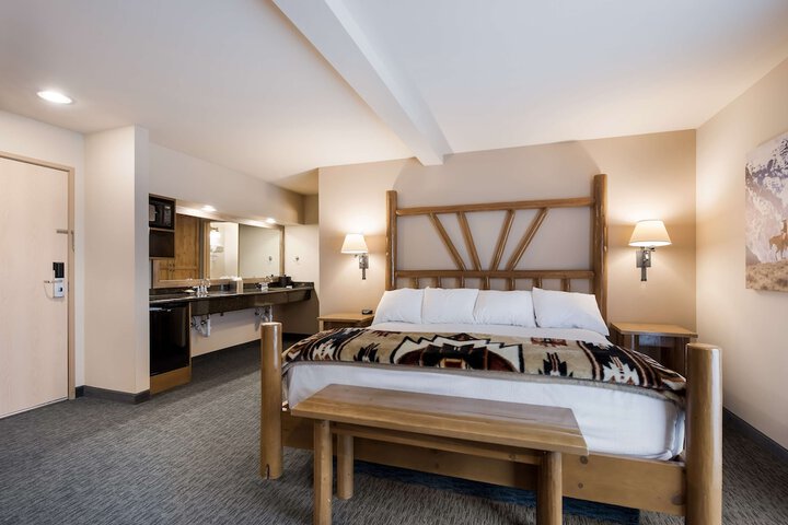 Best Western Plus Kentwood Lodge