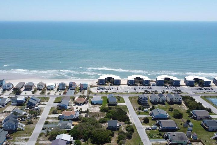 Embrace Oceanfront Elegance: Book Your Stay at Sunrise Oasis