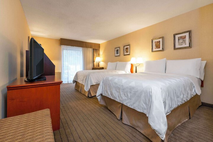 Room 35 of 54