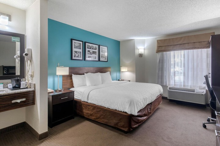 Room 22 of 29