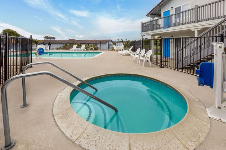 Days Inn by Wyndham Arroyo Grande / Pismo Beach
