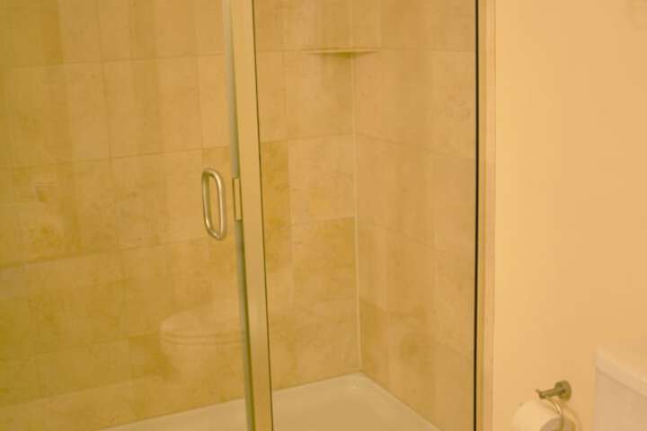 Days Inn & Suites by Wyndham Milwaukee