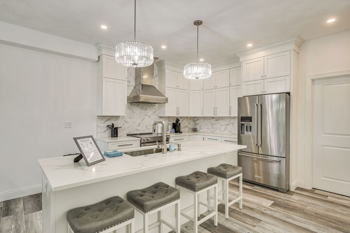 Walk to Mississippi River: Grafton Townhome!