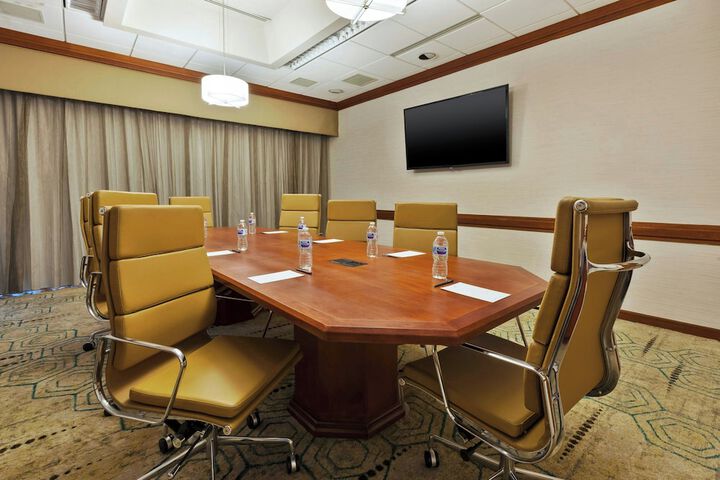 Hotel Auburn Hills