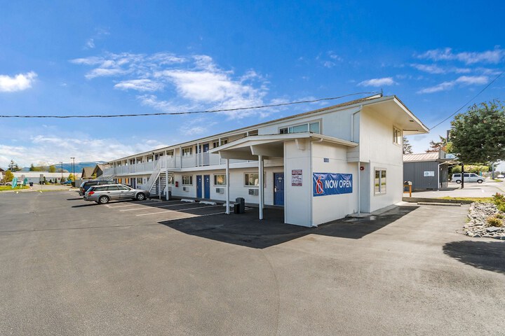 Motel 6 Burlington WA