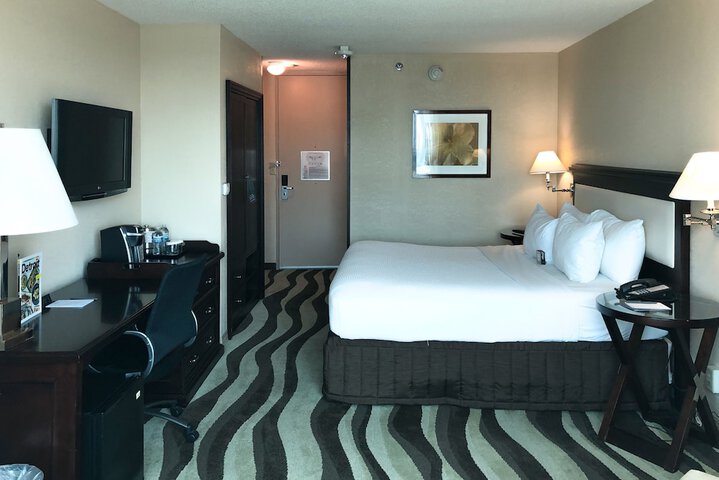 Room 14 of 68