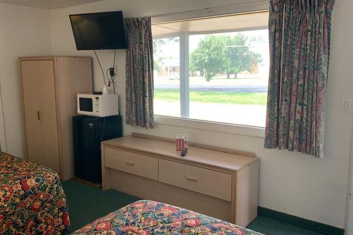 Room 10 of 26