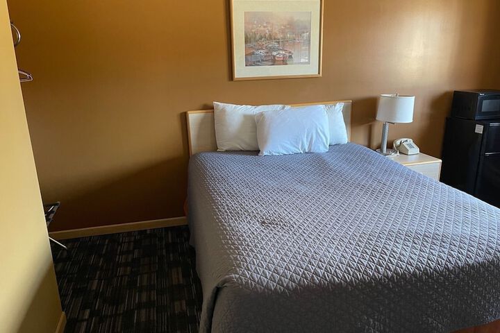 Room 13 of 31