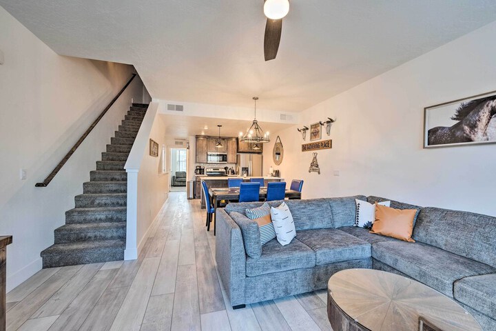 Charming Mccall Townhome: Hike Fish, & Ski!