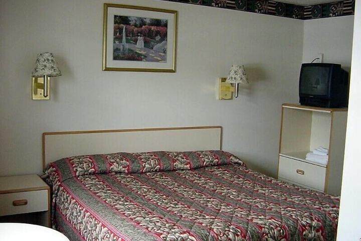 Room 12 of 67