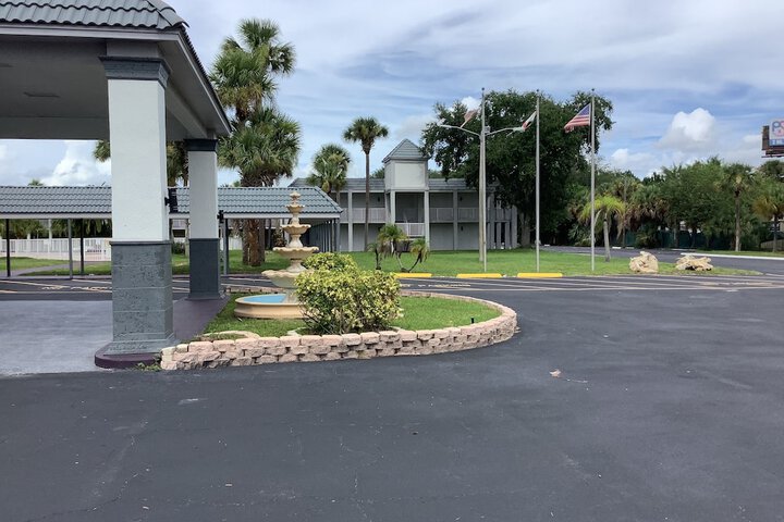 Hotel 4 of 15