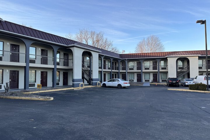 Hotel 3 of 40