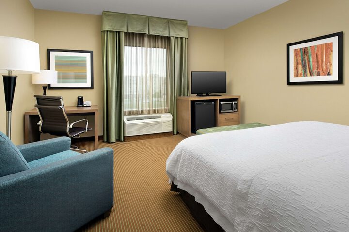 Room 30 of 43