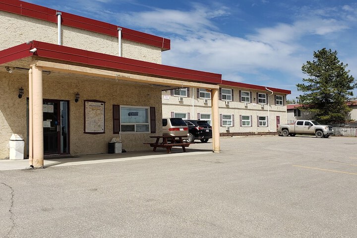 Black Gold Inn