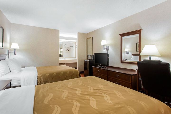 Room 38 of 48
