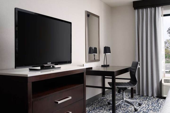 Room 21 of 51