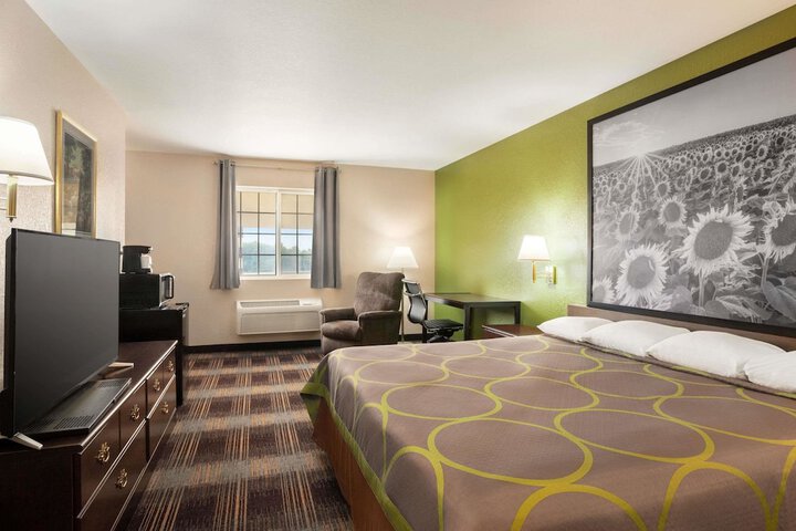 Room 19 of 26
