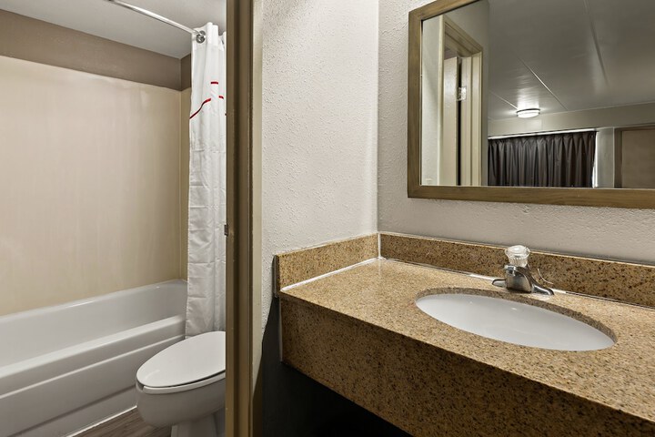 Room 21 of 41