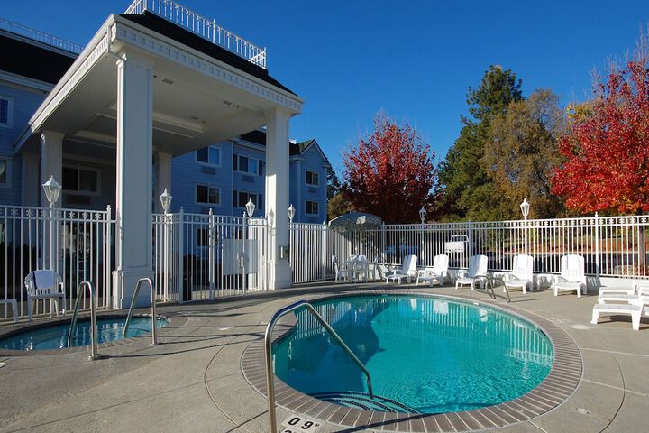 Pool 4 of 29