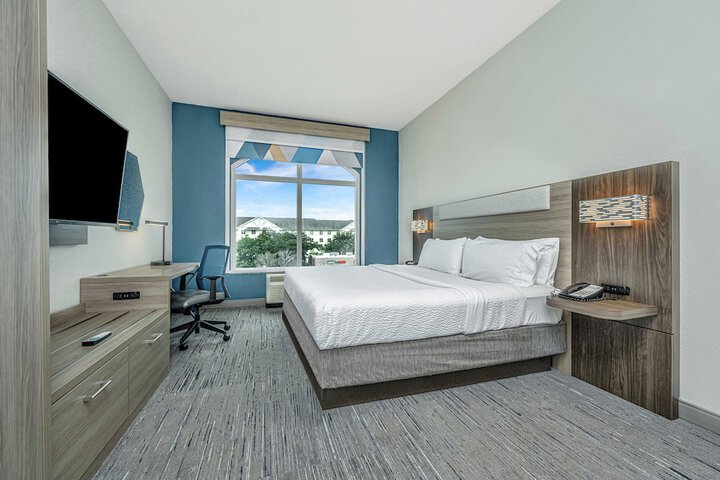 Room 42 of 78