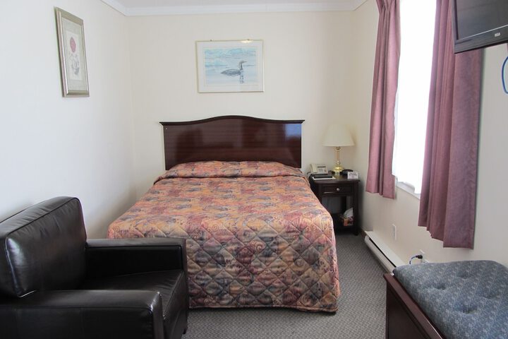 Room 22 of 33