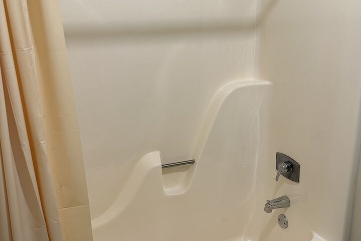 Room 12 of 26