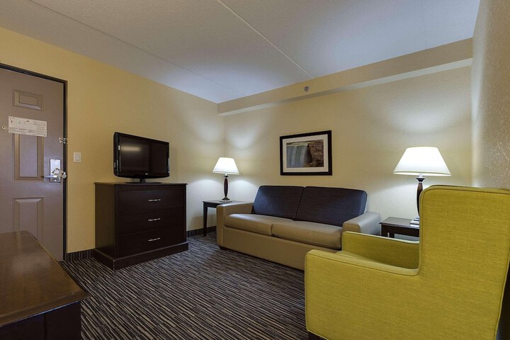 Room 21 of 29