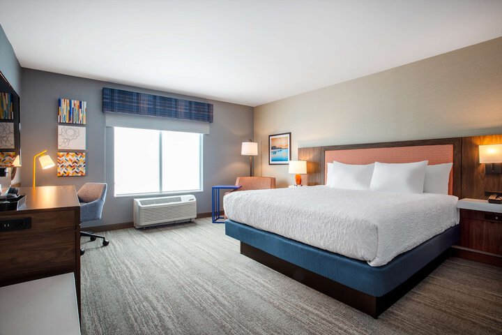 Room 14 of 36