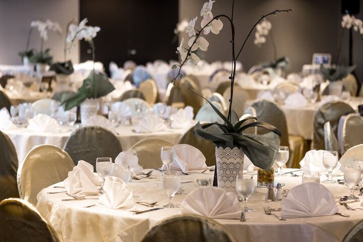 Ballroom/Hall 54 of 61