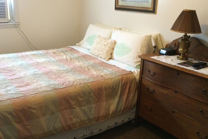 Room 43 of 82