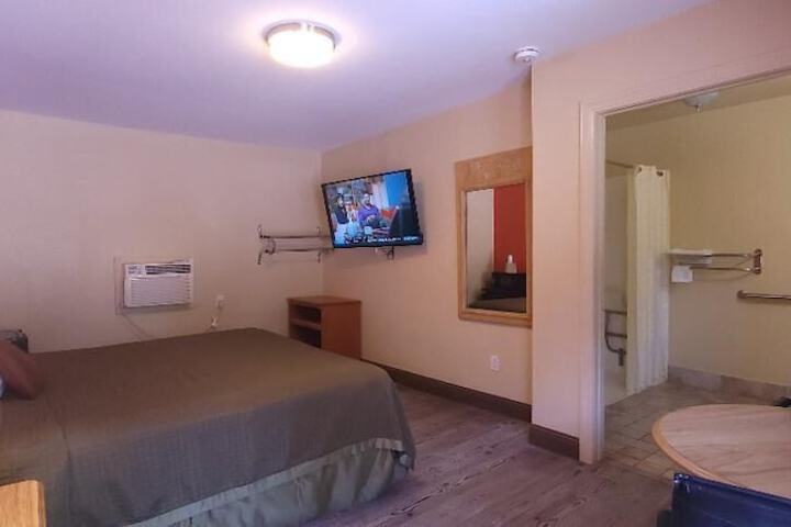 Room 25 of 71