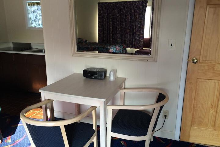 Room 14 of 15