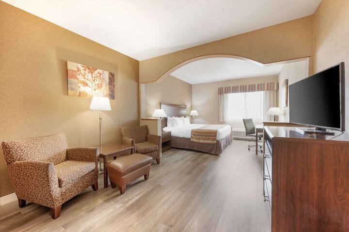 Room 15 of 42