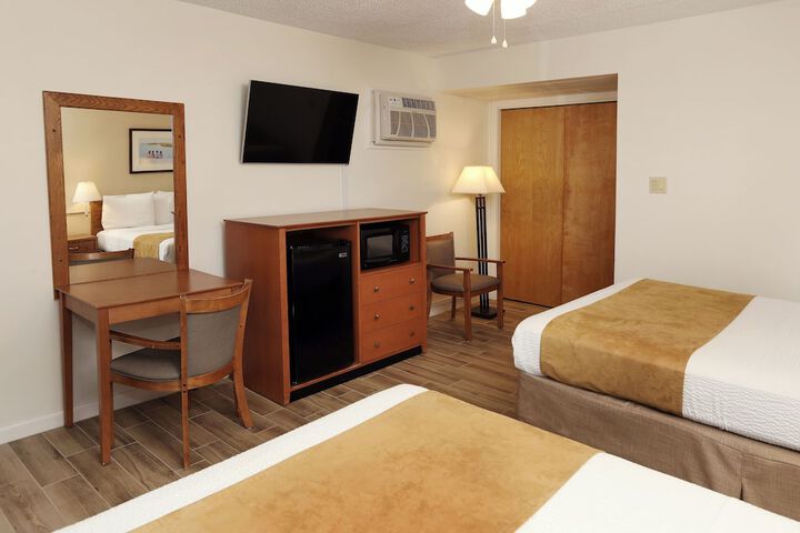 Matador Oceanfront Resort