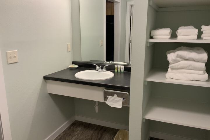 Room 109 of 259