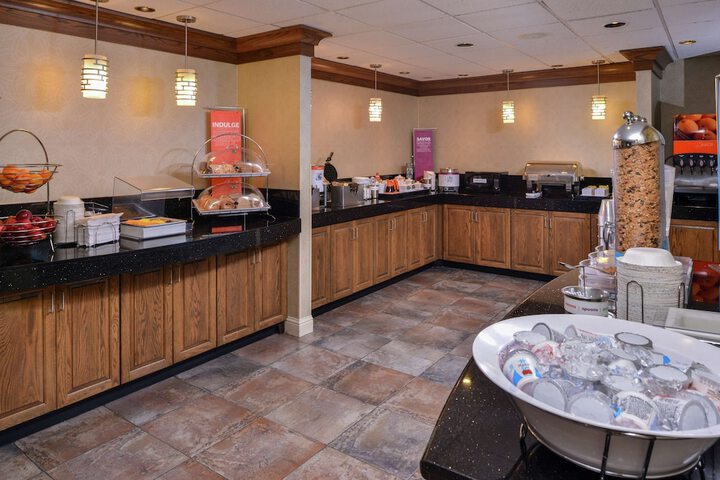 Hampton Inn & Suites Carson City