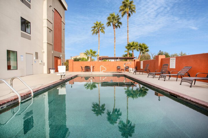 Pool 8 of 42