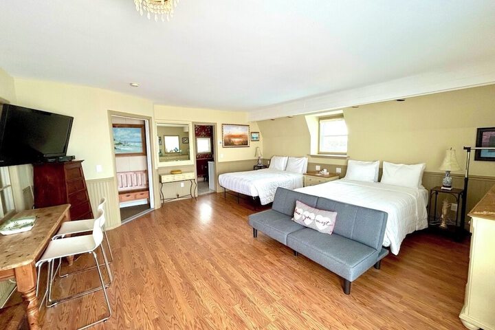 The Montauk Soundview